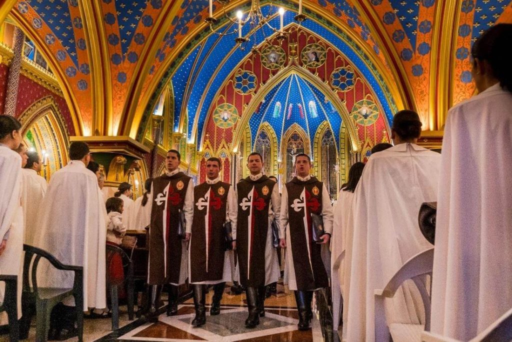 Quiénes son los Heraldos del Evangelio